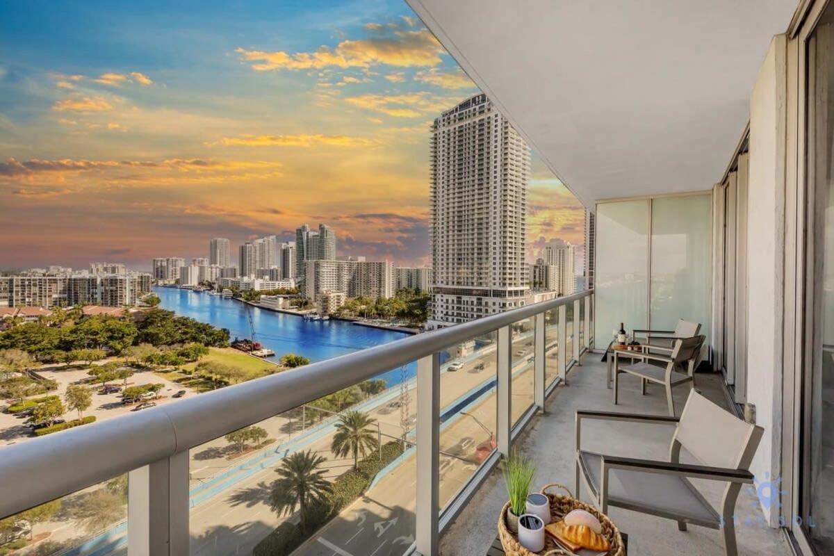 Infinite Views, Amazing Pool, Gym, Near Beach Hallandale Beach Zewnętrze zdjęcie